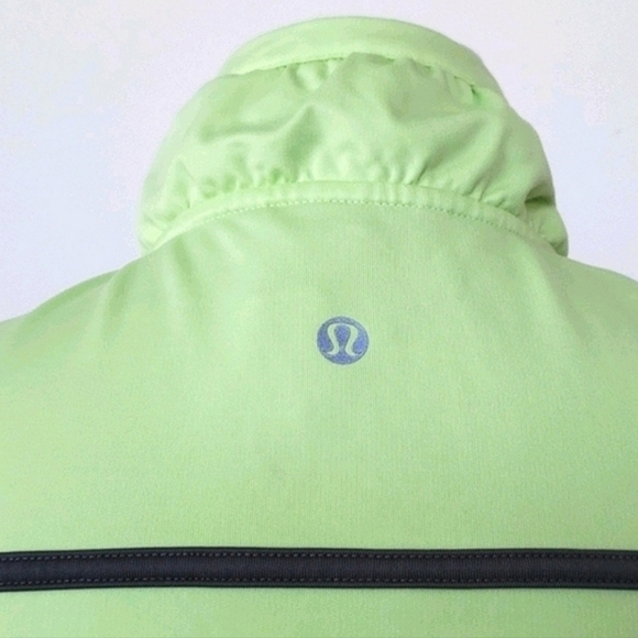 Lululemon Tracker Neon Lime Grey Piping Full  Zip Jacket Size 4 - Picture 4 of 14